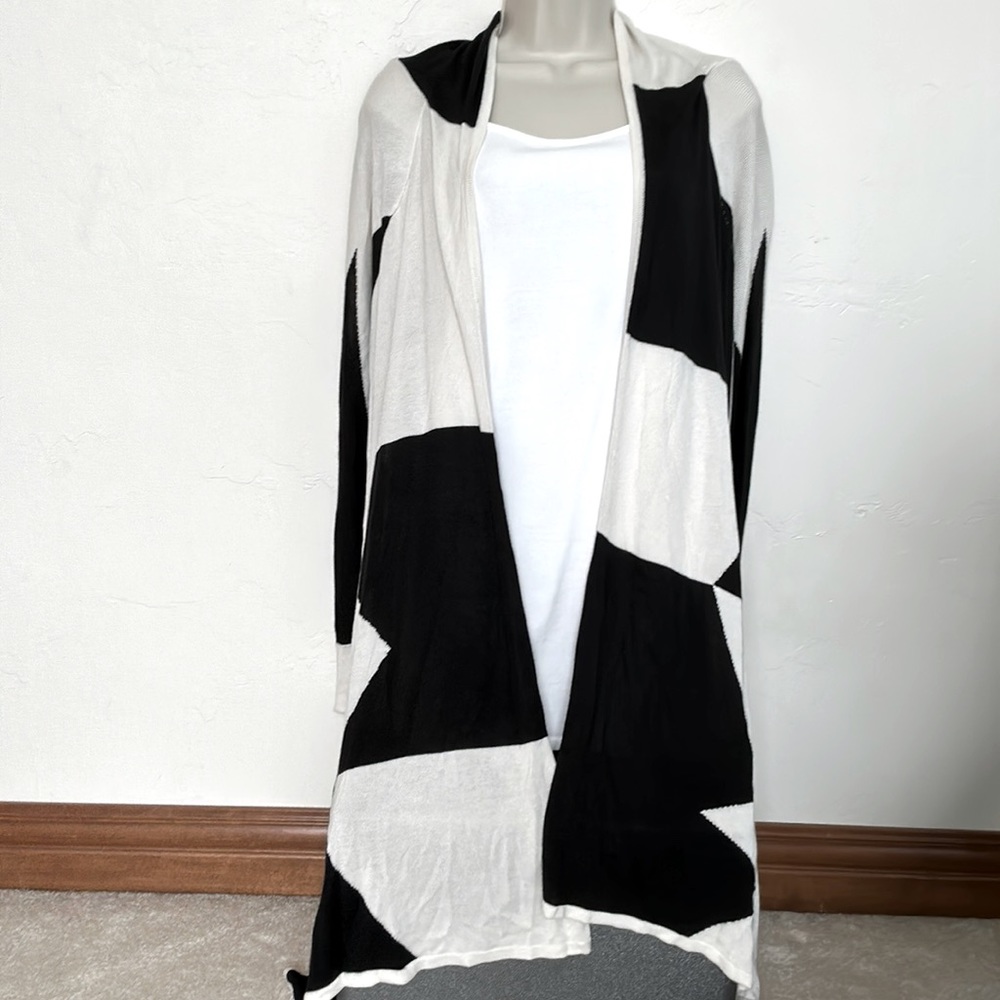 Women’s cardigan sweater-Medium